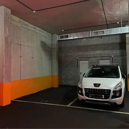 Tu Hogar Con Vistas Al Mar Y Parking En *